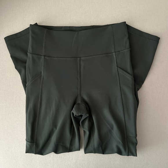 Lululemon Invigorate High-Rise Crop 23" in Smoked Spruce - Picture 8 of 10